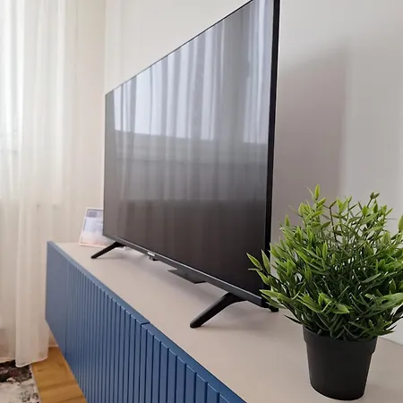 Διαμέρισμα Azimut Art Μπιέλινα