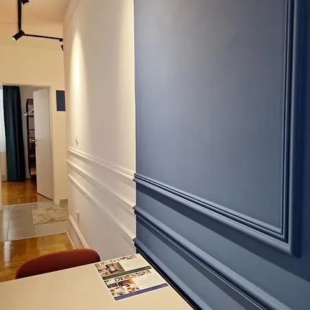 Azimut Art Μπιέλινα